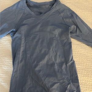 Lululemon Swiftly Tech Size 6 Long Sleeve